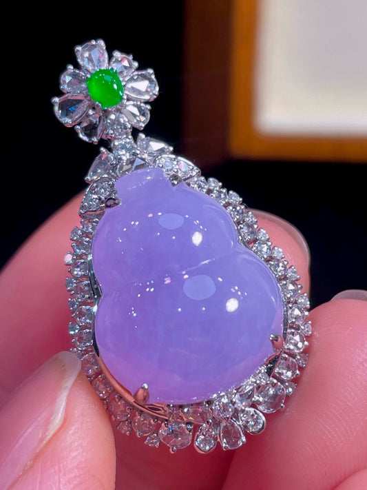 浓春紫葫芦翡翠吊坠｜Rich Spring Lavender Gourd Burmese Jade