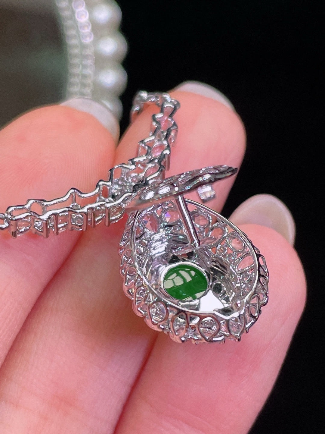 冰胶浓阳绿葫芦翡翠锁骨链｜Icy Translucent Rich Apple Green Gourd Burmese Jade Necklace