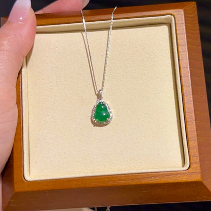 明艳冰阳绿葫芦「高货」Vivid Green Fortune Gourd Necklace [Premium Grade]