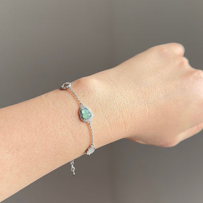 冰蓝葫芦翡翠手链 (Icy Blue Serenity Gourd Bracelet)