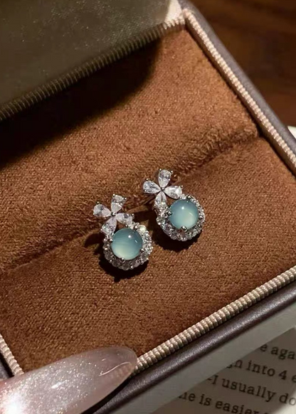 冰蓝蝴蝶蛋面翡翠耳钉｜Icy Blue Serenity Cabochon Earrings