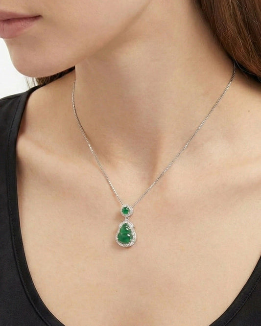 冰阳绿透葫芦翡翠｜Icy Green Jade Gourd Necklace