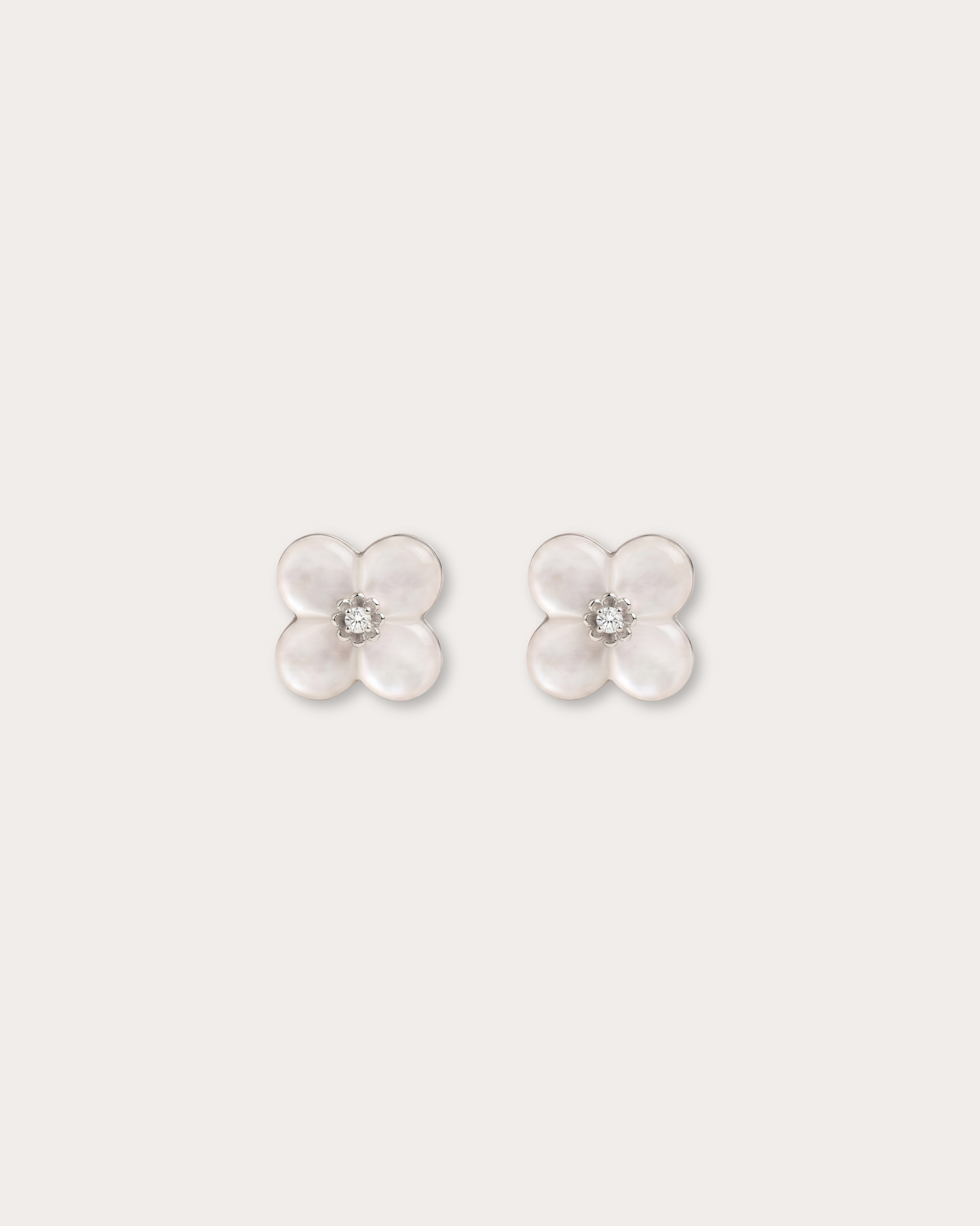 Bloom Stud Earrings – Ivory