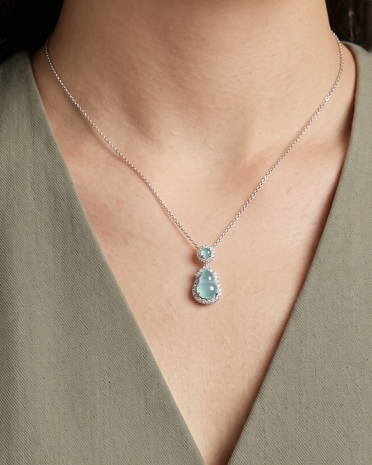 冰蓝透葫芦翡翠 ｜Icy Blue Clarity Jade Gourd Necklace